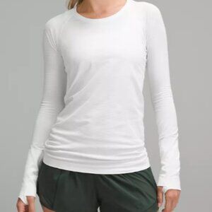 LULULEMON white Swifty Tech yoga top, size 4